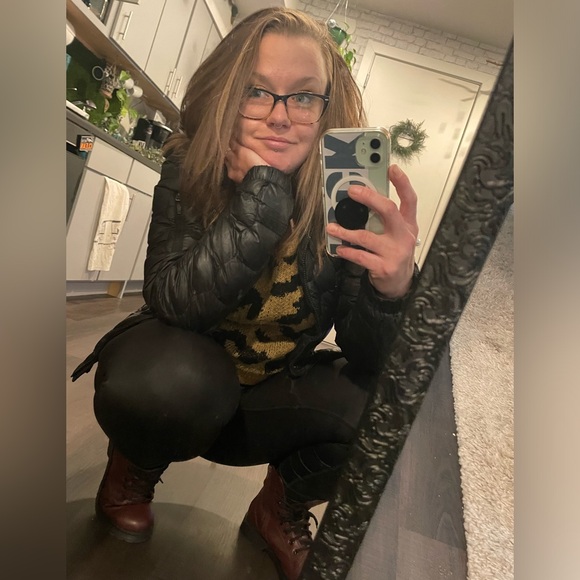 Hi, I'm Tina. xx - Picture 8 of 12